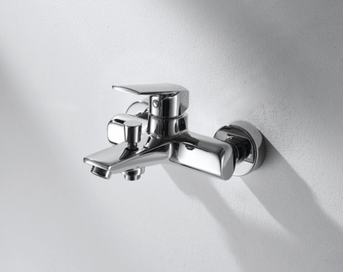 Смеситель для ванны Bravat Real F6121179CP-01, хром